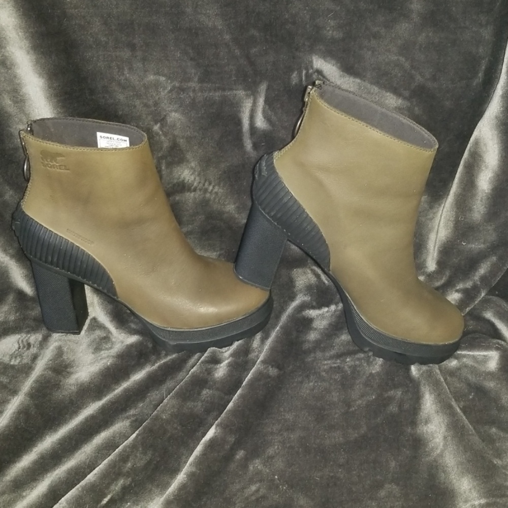 Sorel Dacie Waterproof Bootie